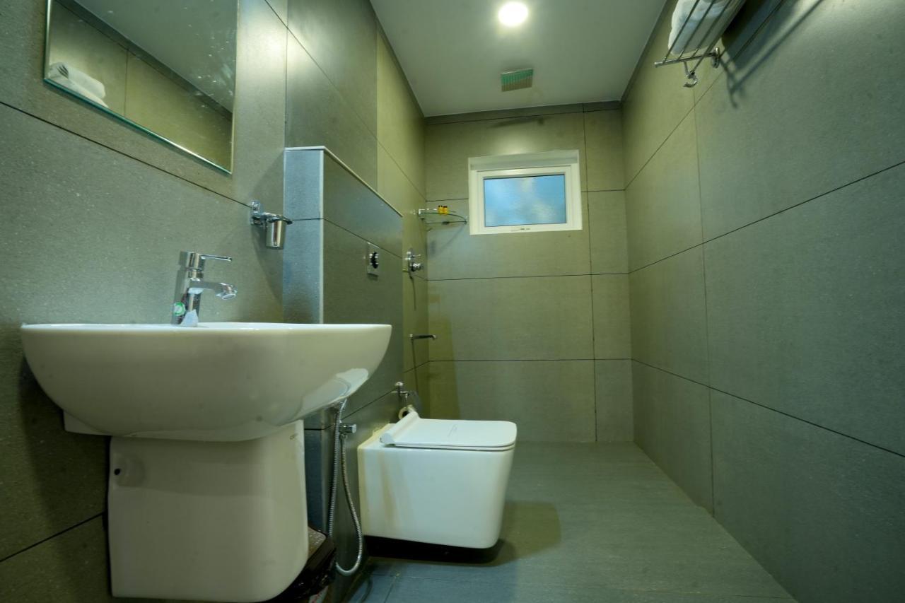 Misty Range Resorts Maraiyūr Екстериор снимка